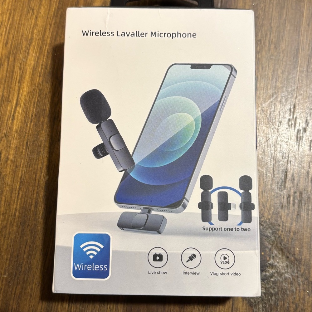 Wireless Lavalier Microphone for Smartphones - Black